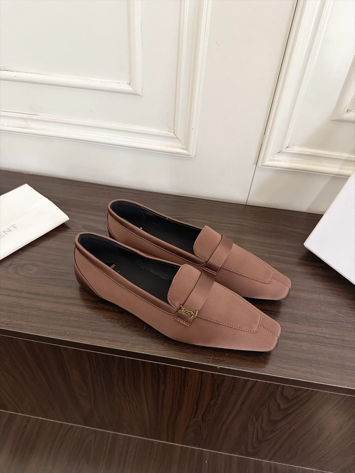 Лоферы И Мокасины Женские Saint Laurent 18700021