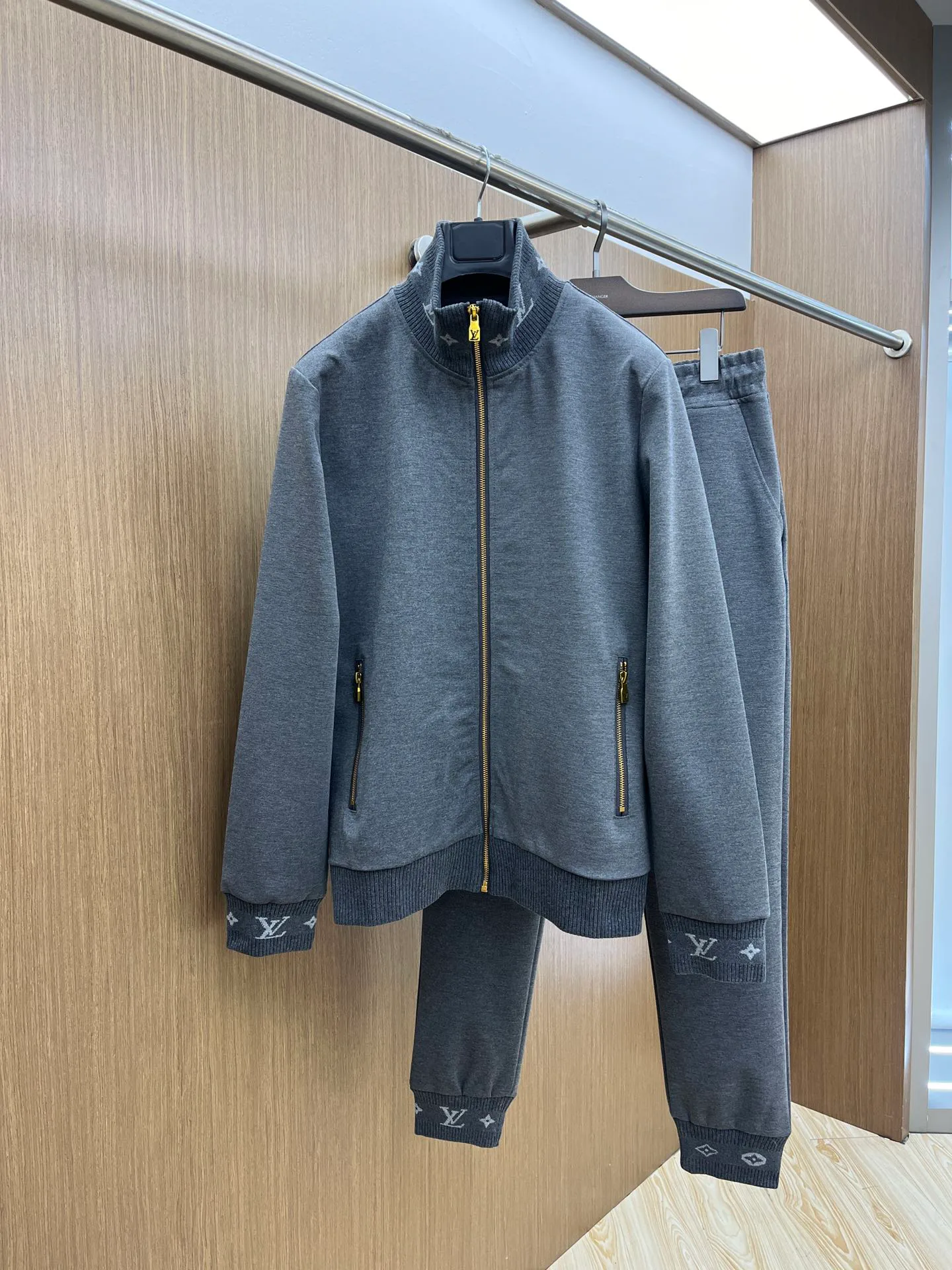 Костюмы Мужские Louis Vuitton 179067