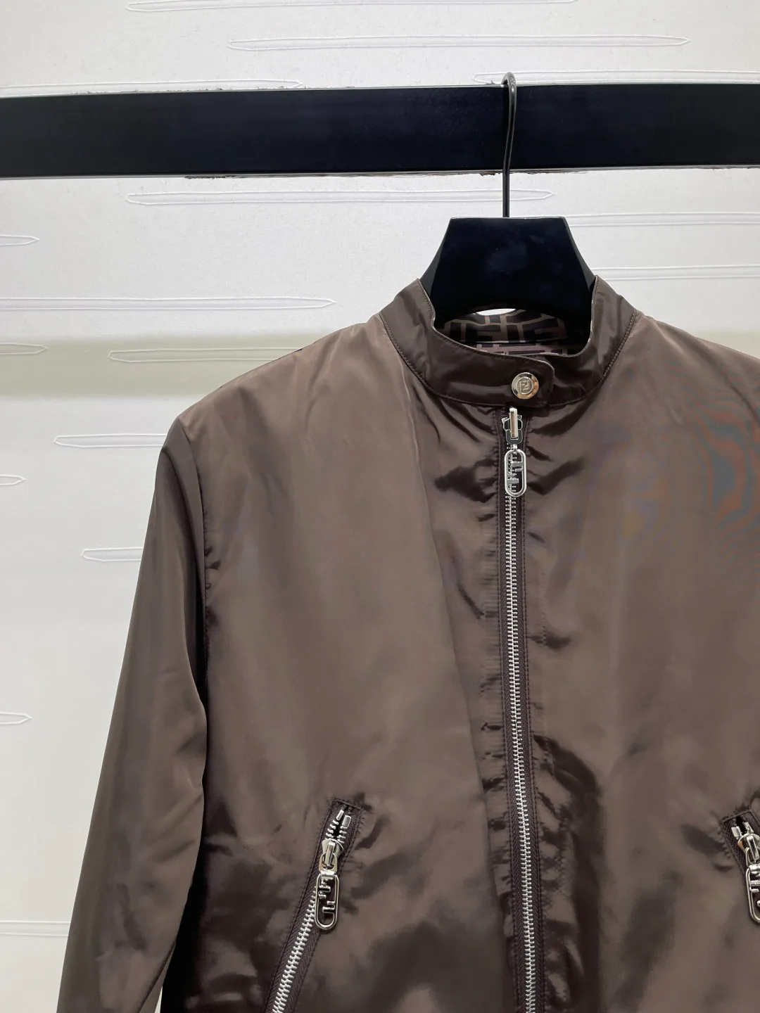 Куртки И Пуховики Женские Fendi 18333033