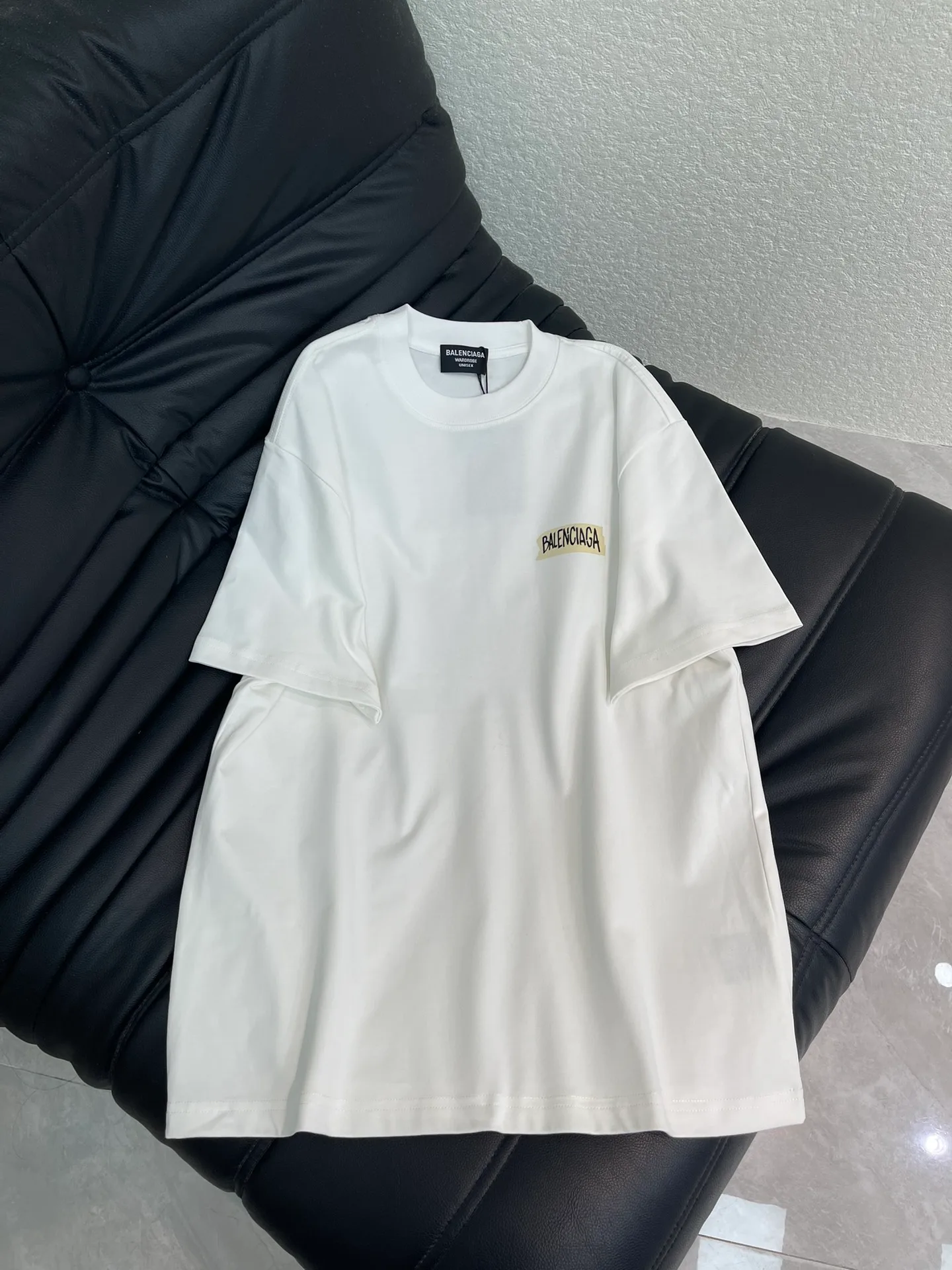 Футболки Женские Balenciaga 11569428