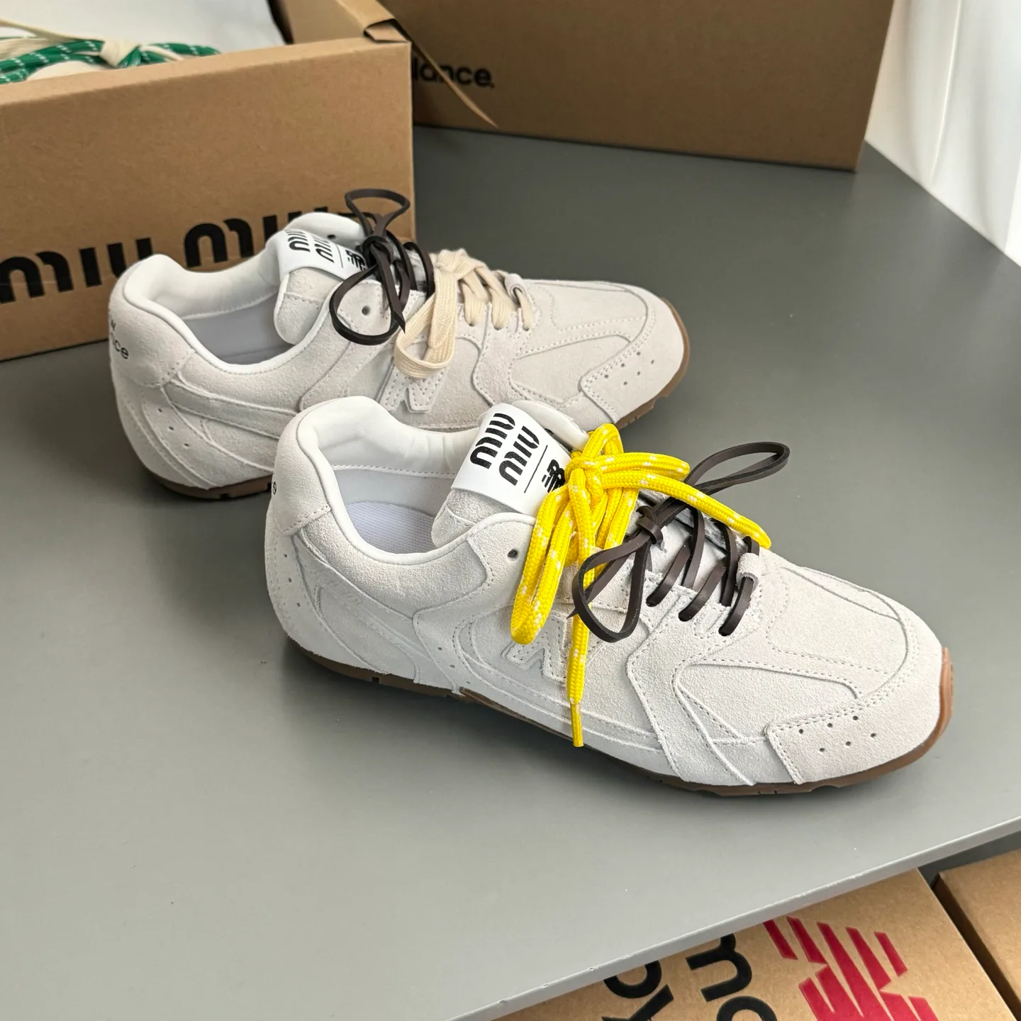 Кроссовки Женские Miu Miu 12629850
