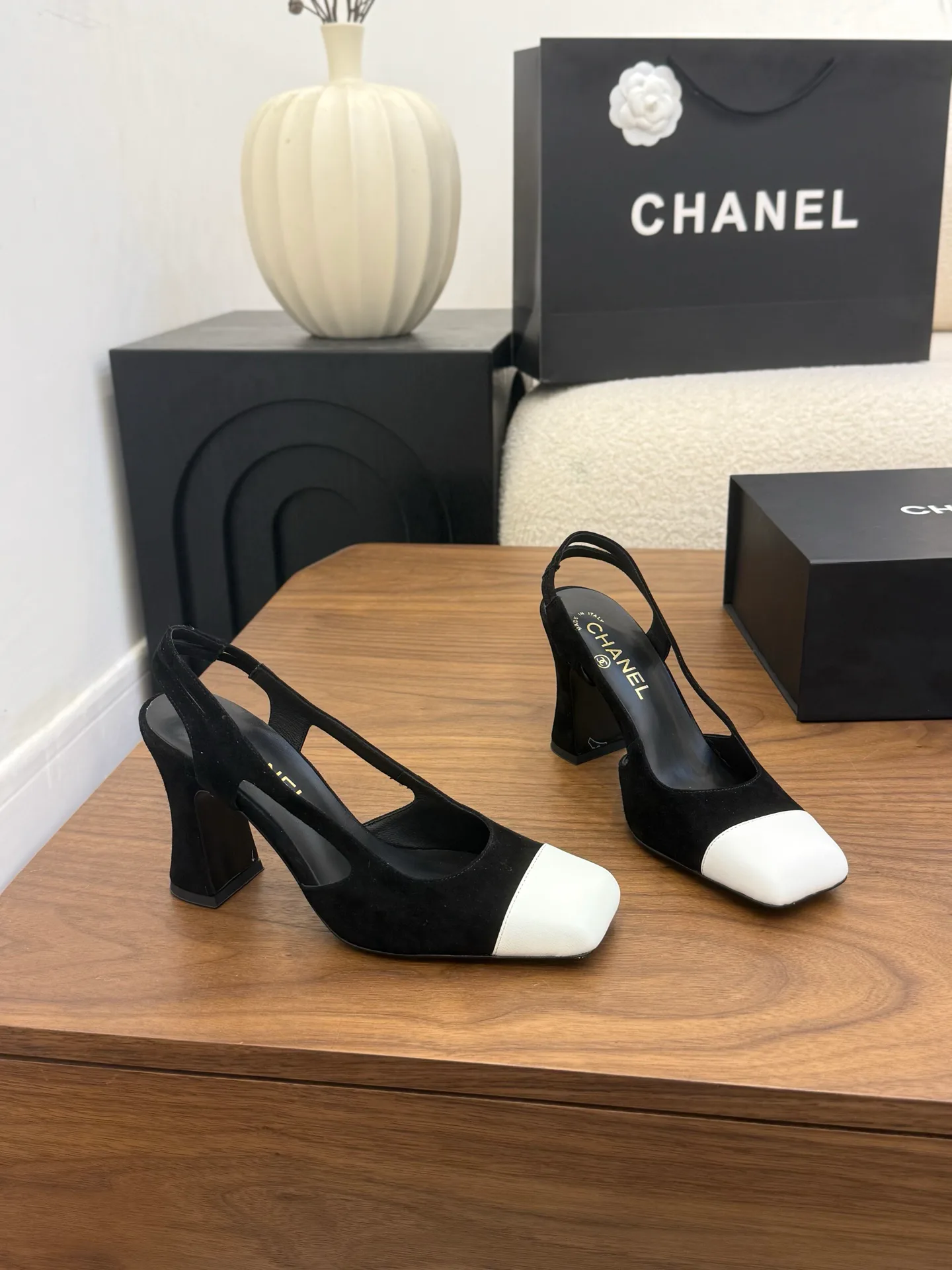 Туфли Женские Chanel 13230703