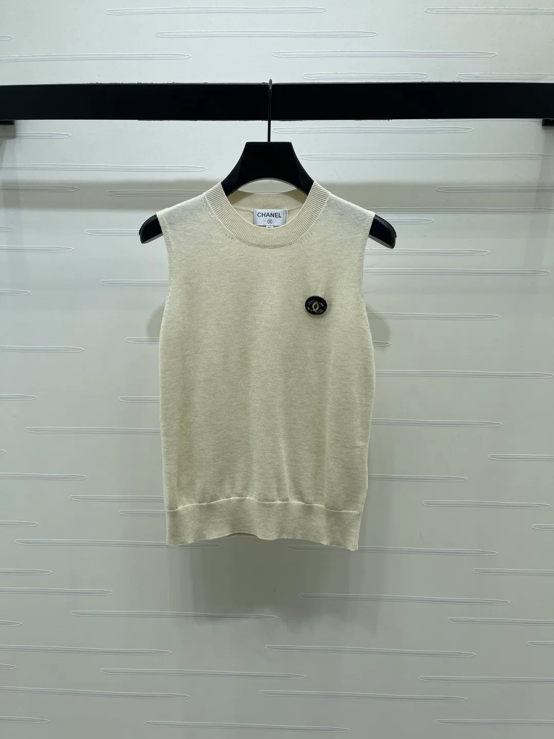 Жилеты Женские Chanel 17597759