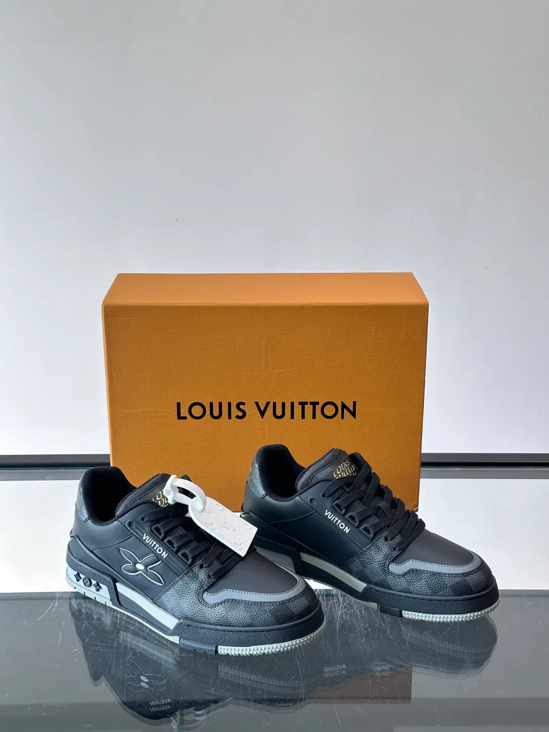 Кроссовки Мужские Louis Vuitton 13546849