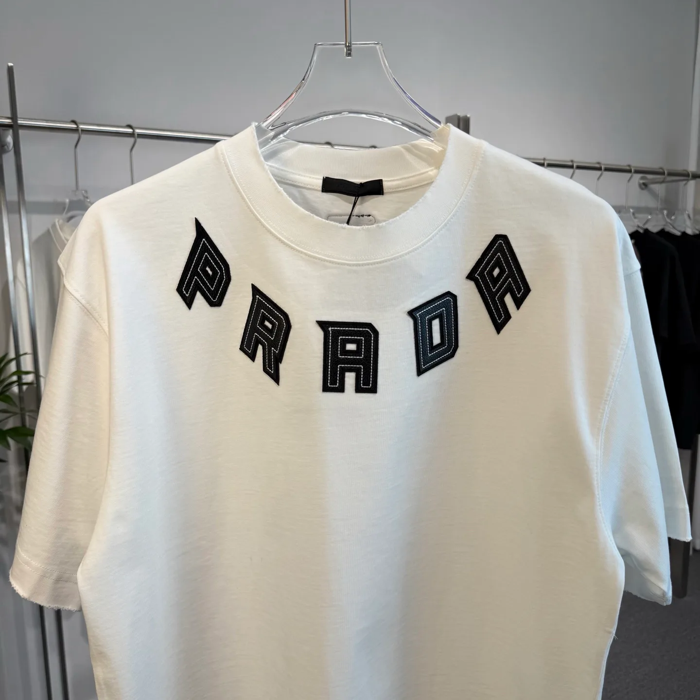 Футболки Женские Prada 5082329