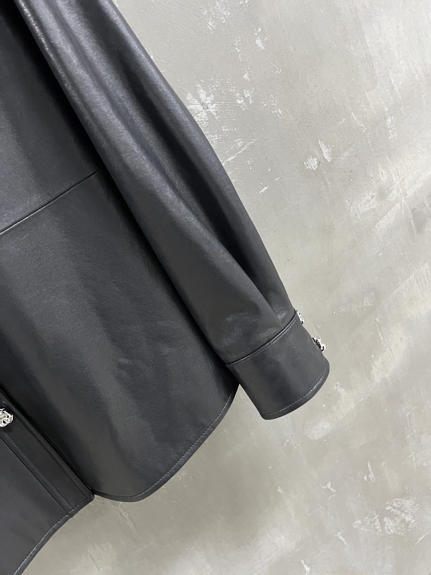 Кожаные Куртки И Дублёнки Женские Chanel 19524439