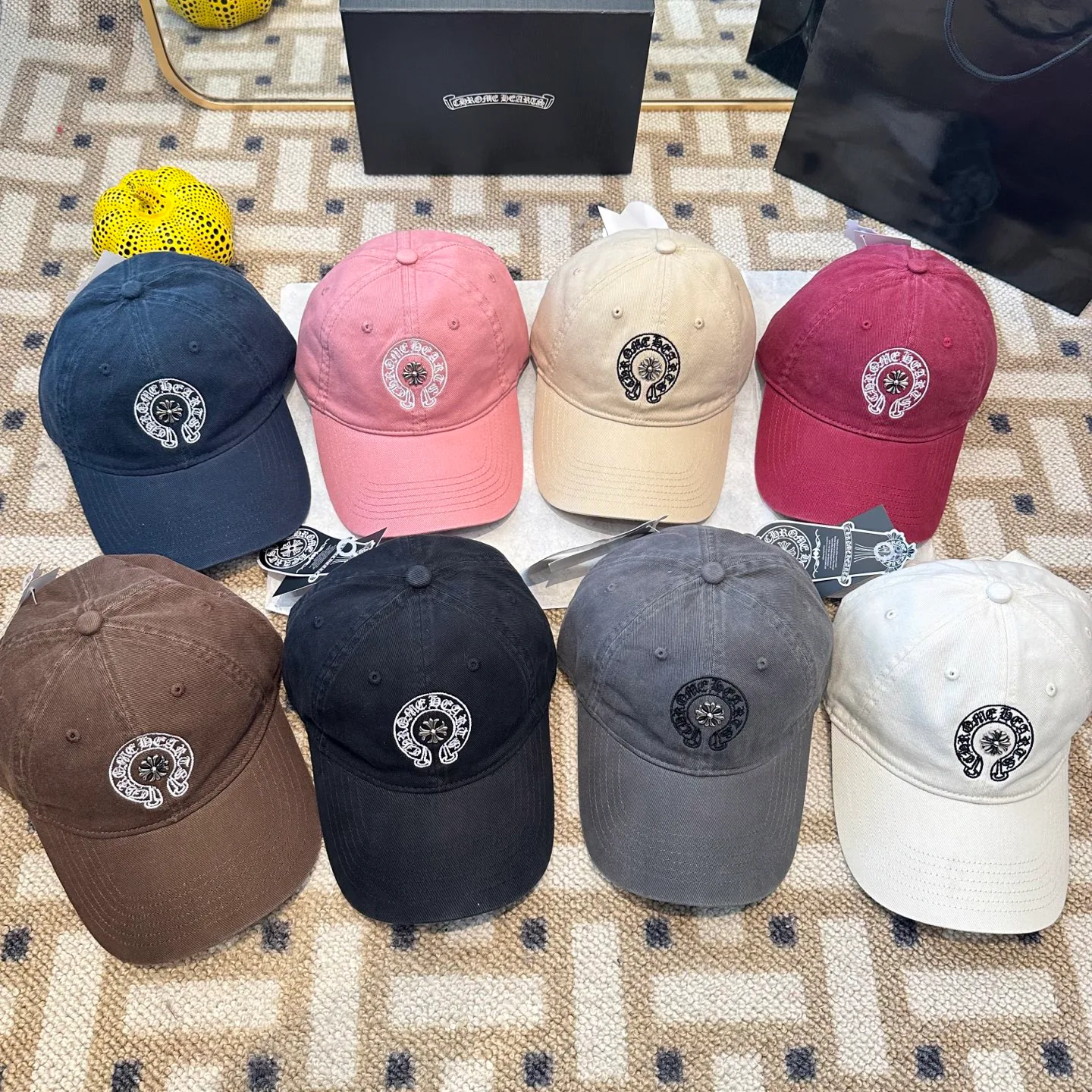 Головные Уборы Chrome Hearts 11689500