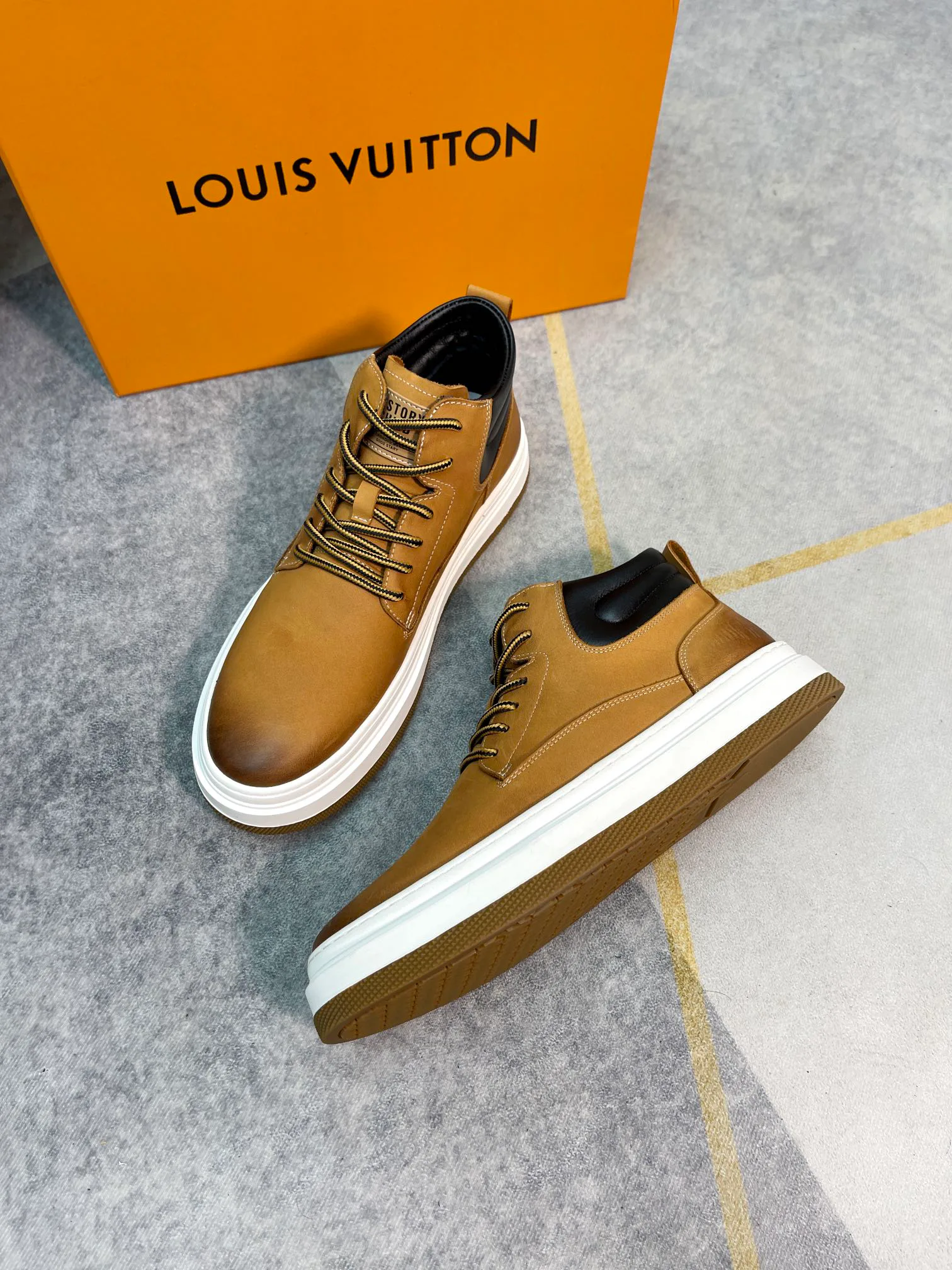 Кроссовки Мужские Louis Vuitton 1862031