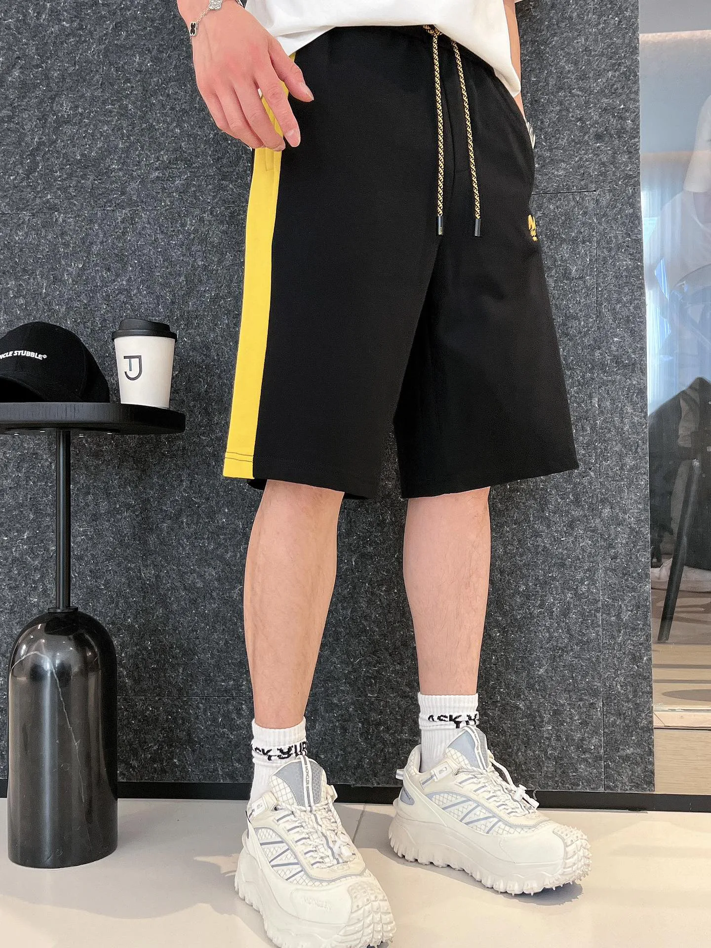 Шорты Мужские Fendi 13479625