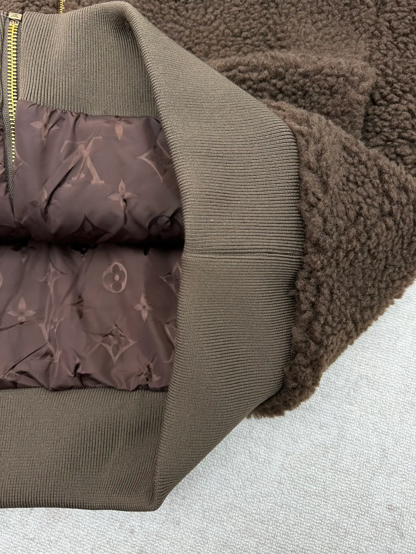 Куртки И Пуховики Мужские Louis Vuitton 1331387