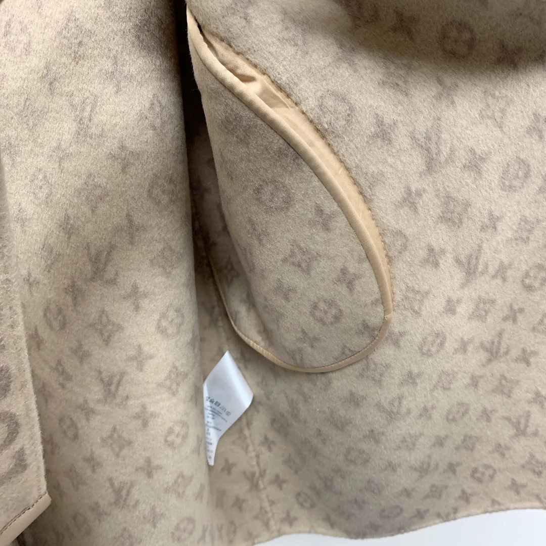 Пальто Женские Louis Vuitton 289142