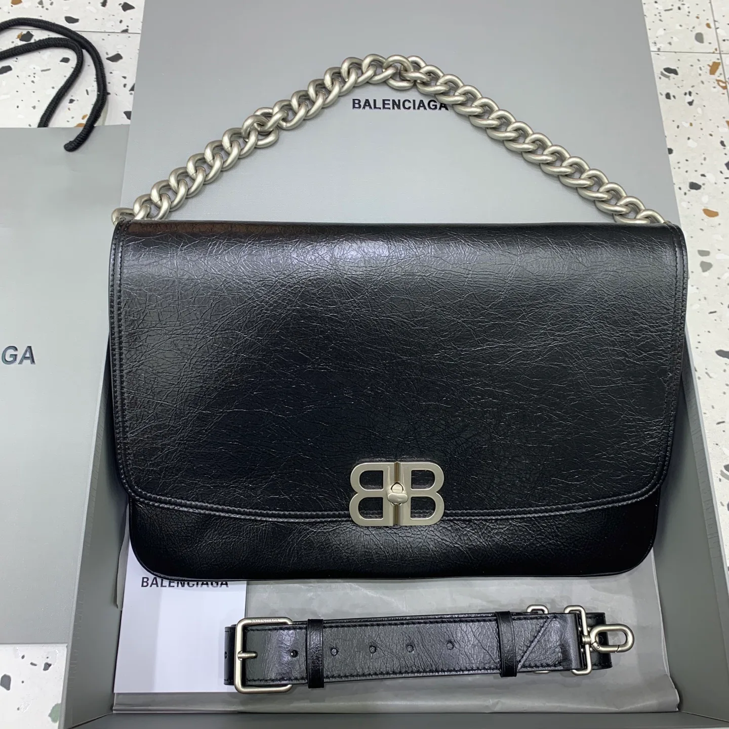 Классические Сумки Женские Balenciaga 18136441