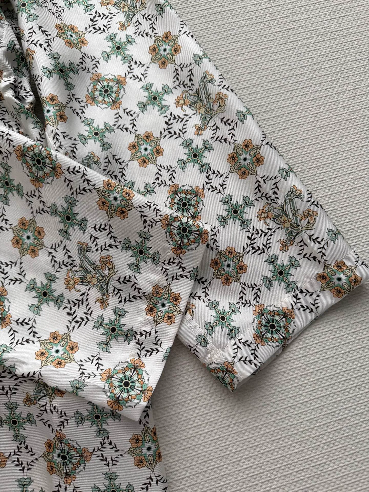 Куртки И Пуховики Женские Louis Vuitton 5027416