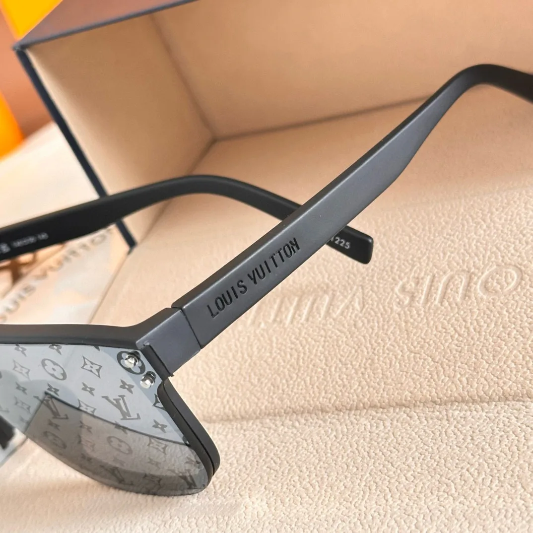 Очки Louis Vuitton 10379562