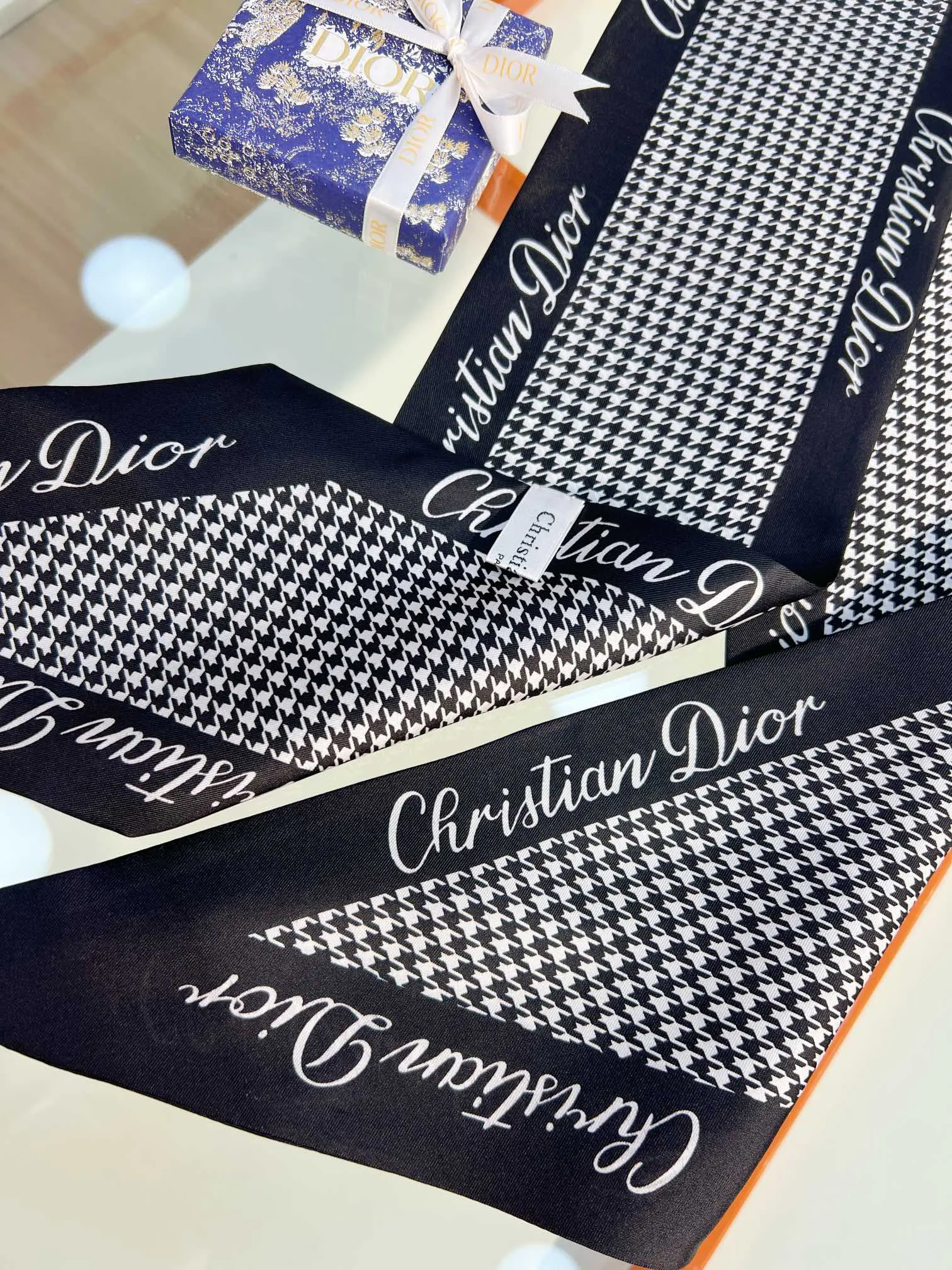 Платки Christian Dior 11148224