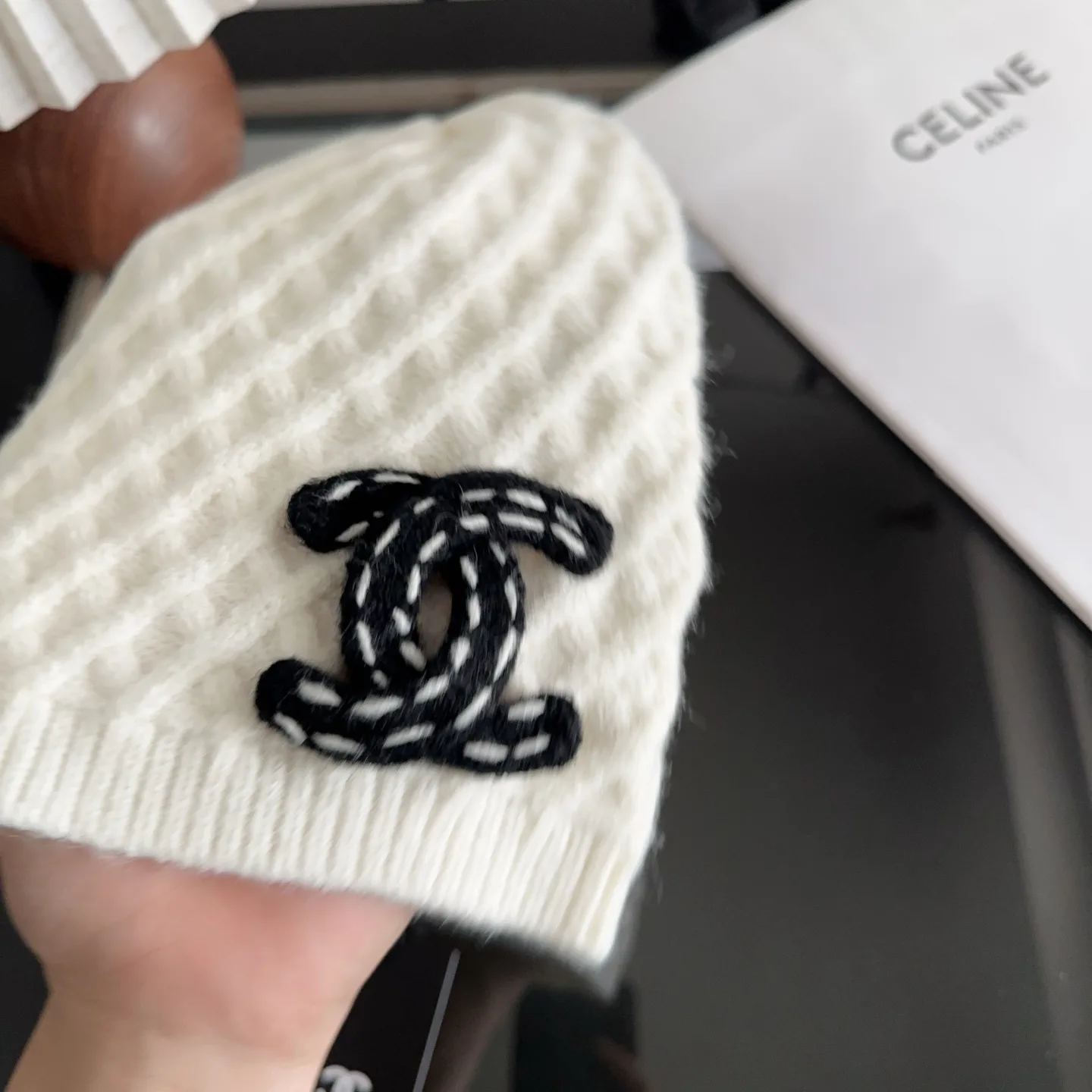 Головные Уборы Chanel 18450017