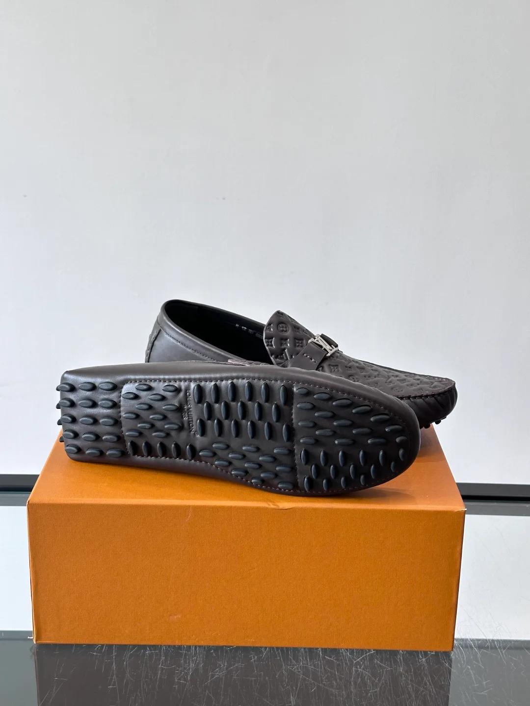 Лоферы И Туфли Мужские Louis Vuitton 17646143