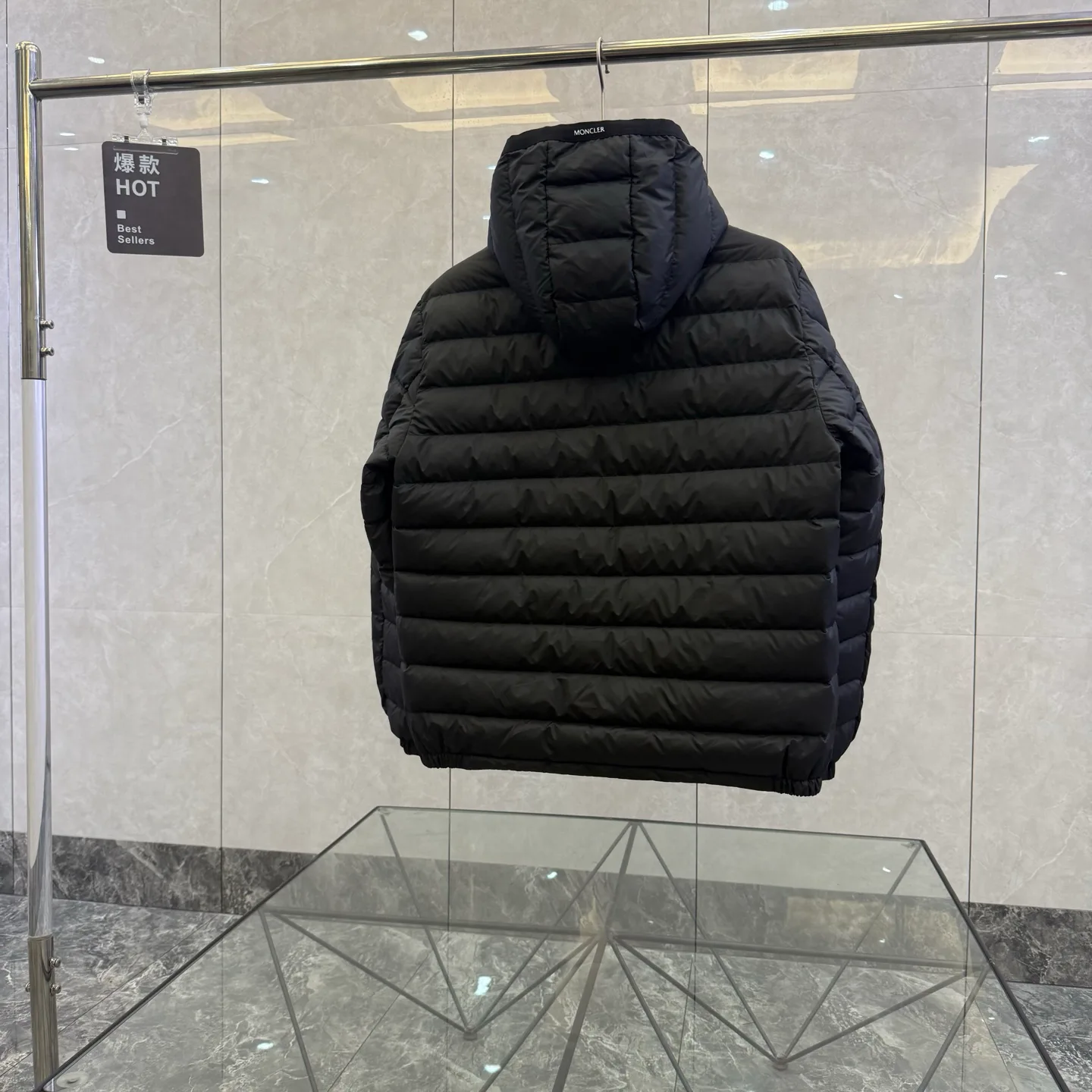 Куртки И Пуховики Женские Moncler 17919912