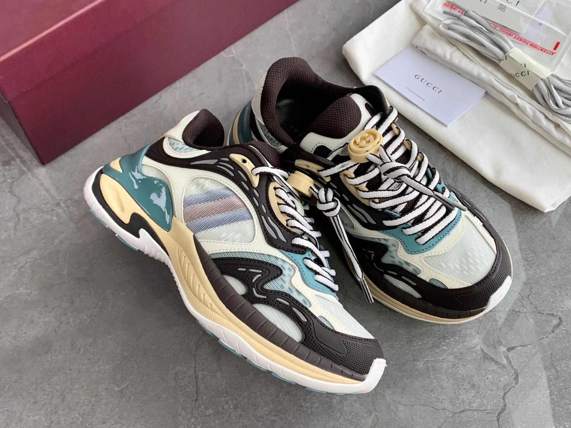 Кроссовки Женские Gucci 173455