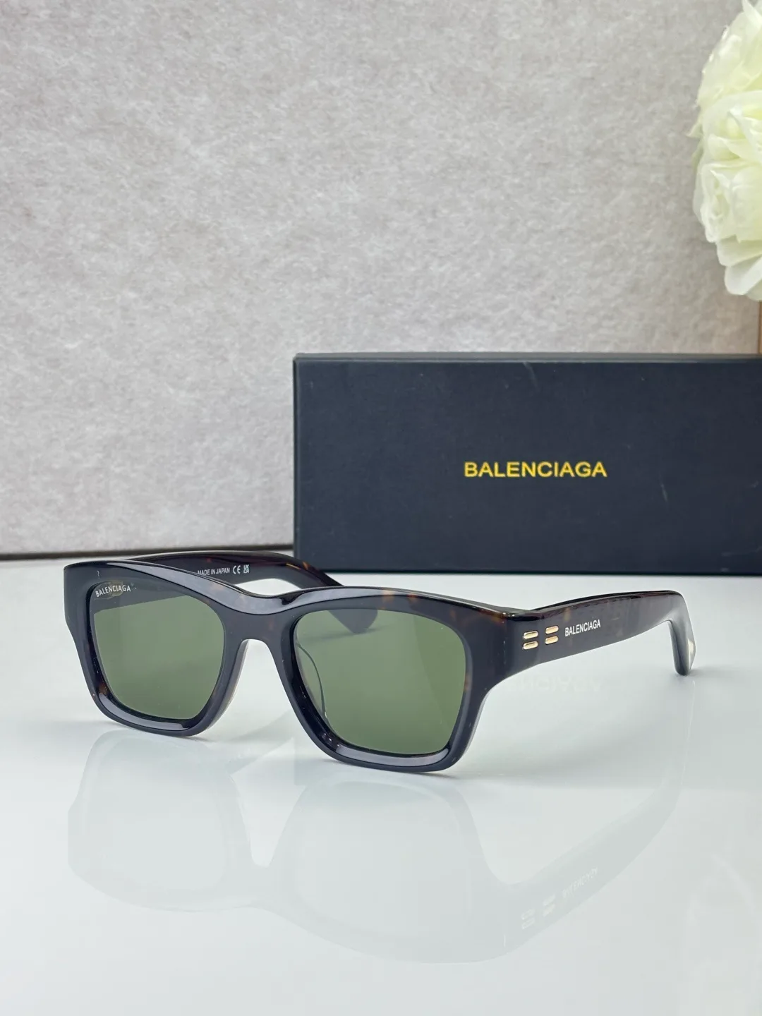 Очки Balenciaga 18642751