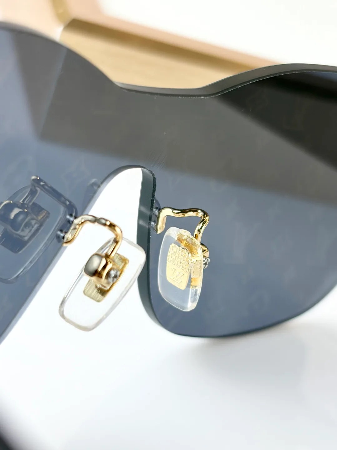 Очки Louis Vuitton 11562195