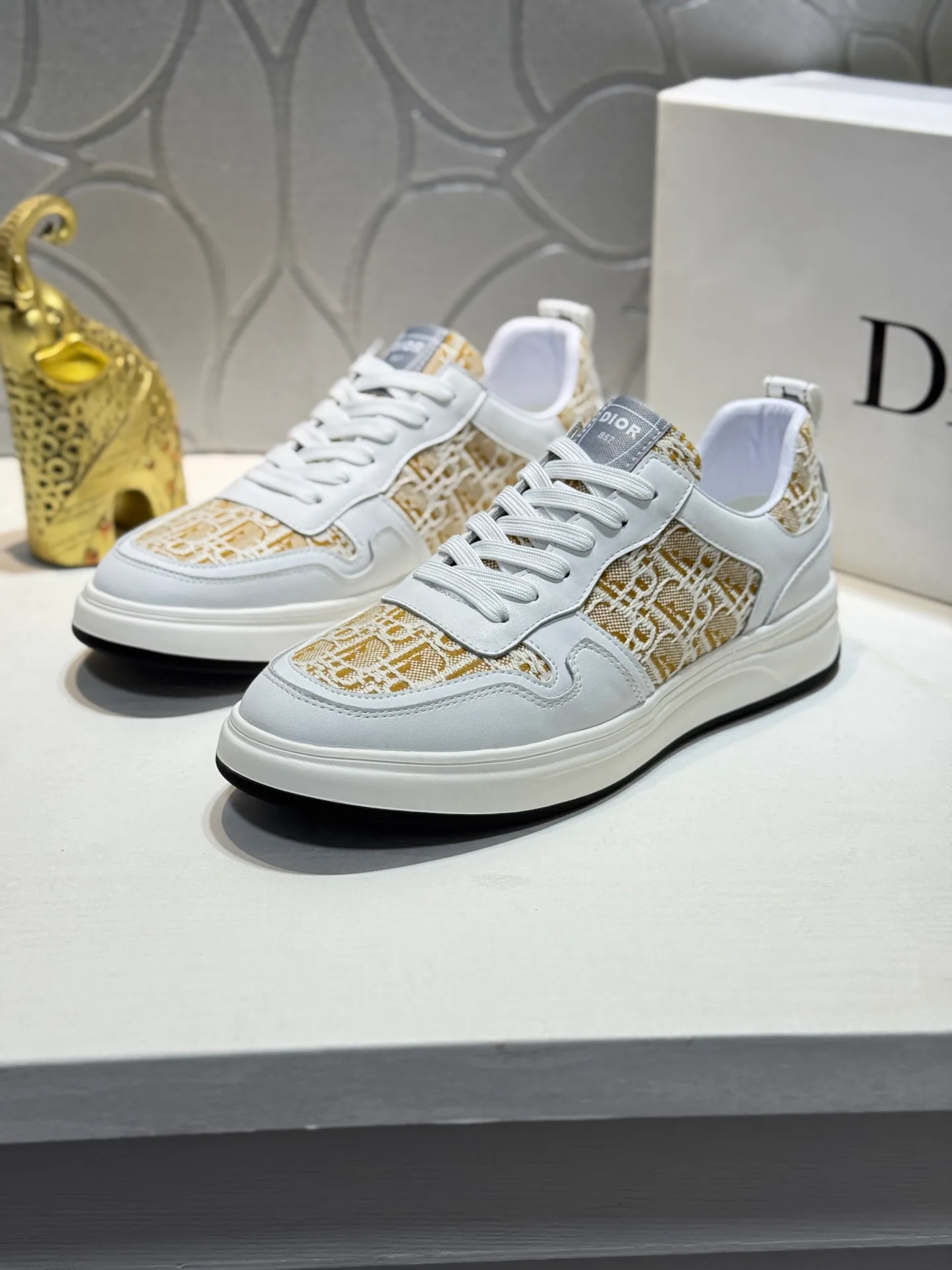 Кроссовки Мужские Christian Dior 17934224