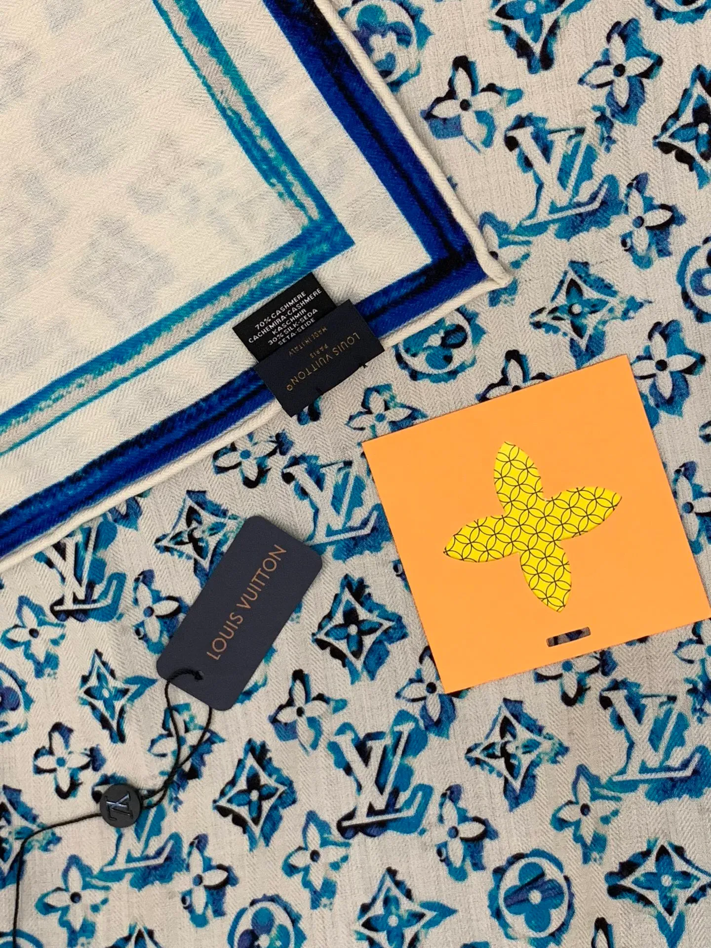 Шарфы Louis Vuitton 318426