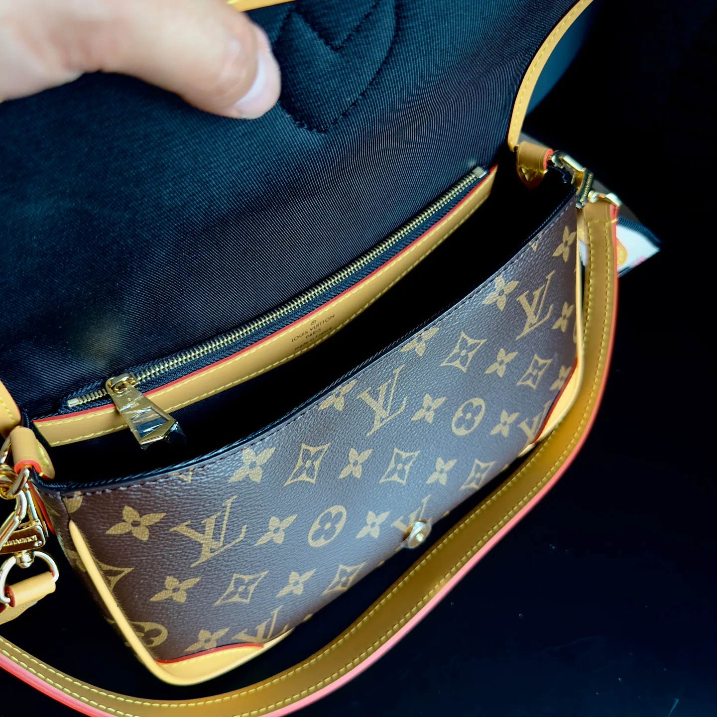 Классические Сумки Женские Louis Vuitton 11508439