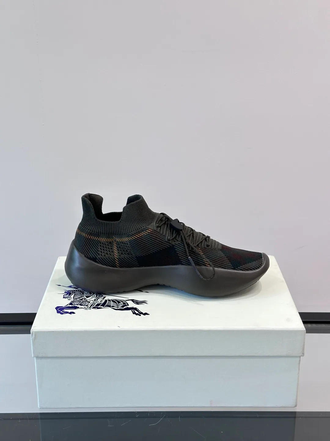 Кроссовки Мужские Burberry 19821