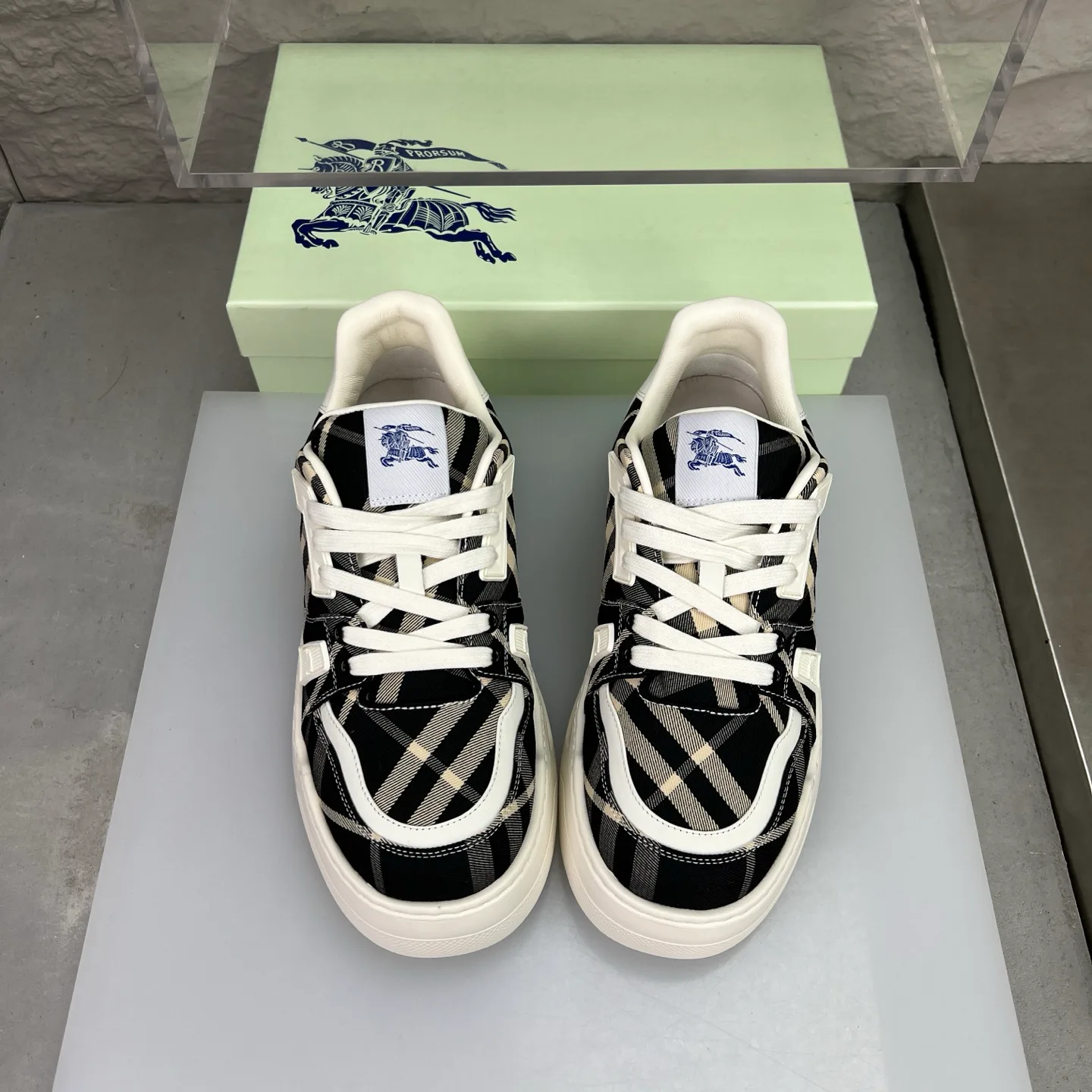 Кроссовки Мужские Burberry 11638117