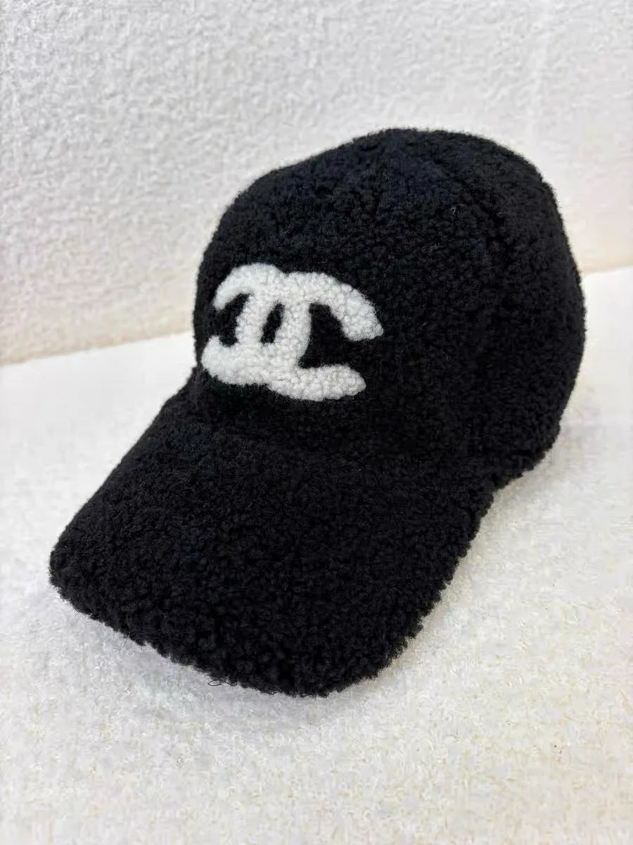 Головные Уборы Chanel 5000422
