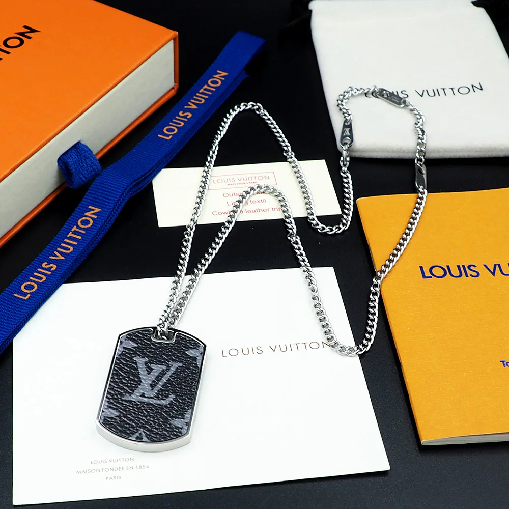 Бижутерия Louis Vuitton 17922653