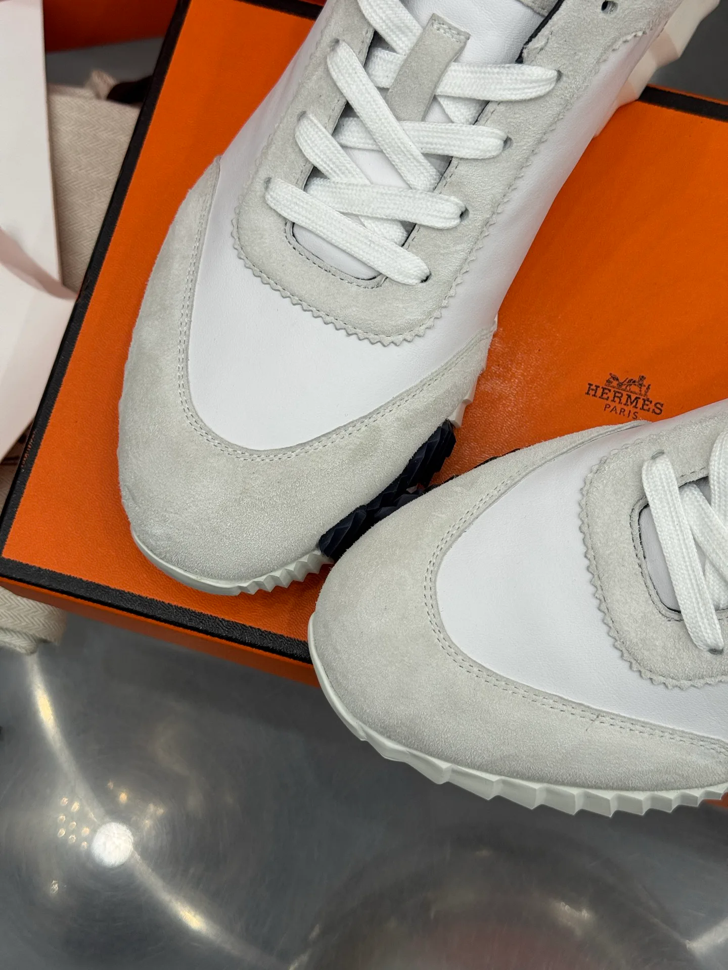Кроссовки Женские Hermes 14115848