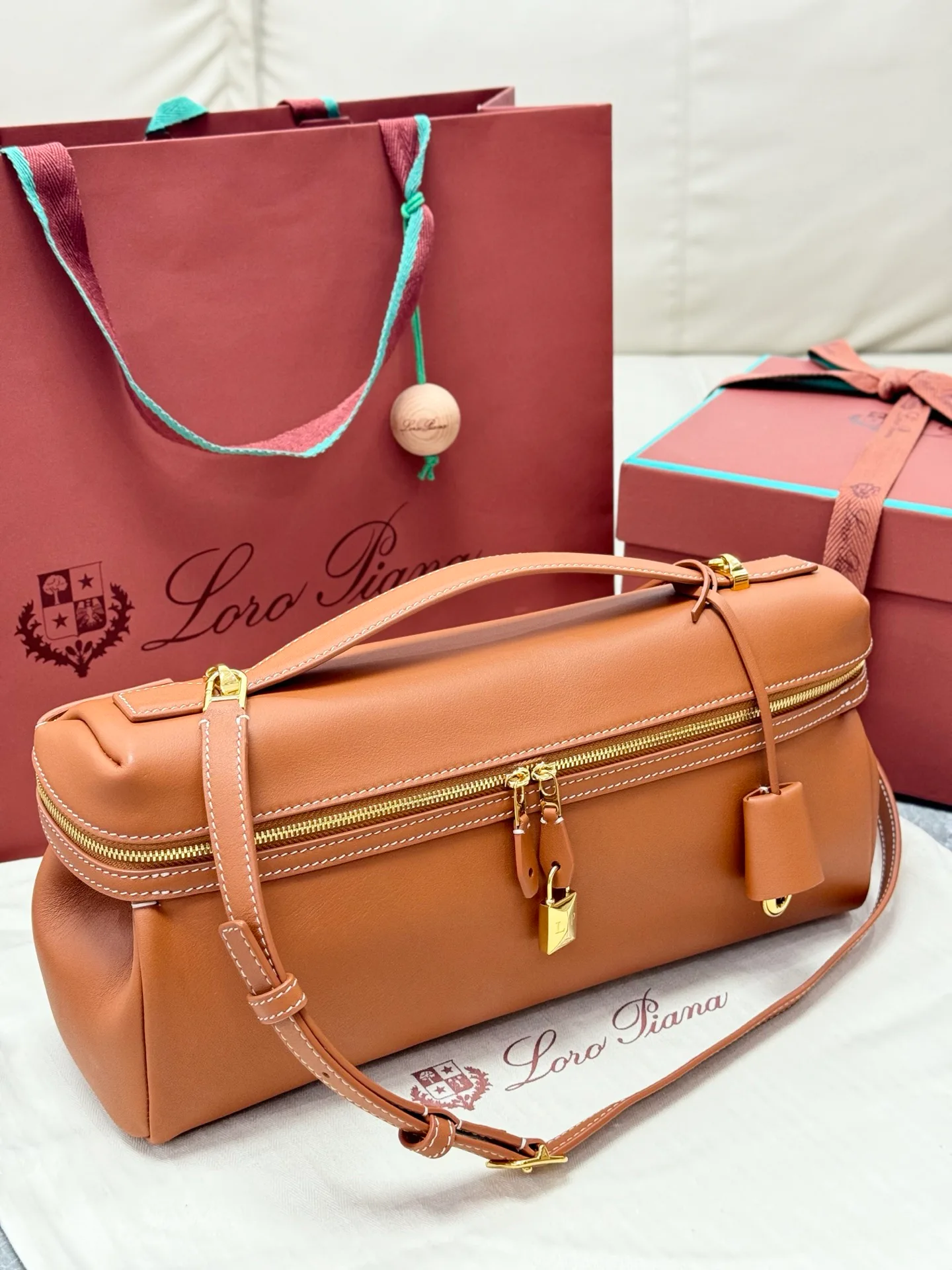 Классические Сумки Женские Loro Piana 11472662