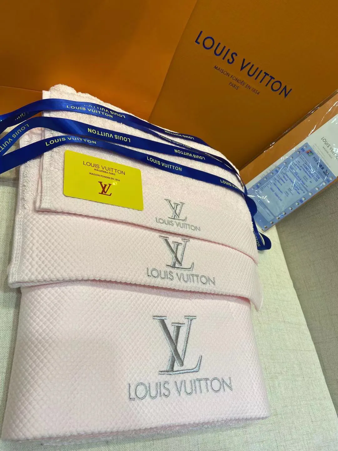 Текстиль Louis Vuitton 281216