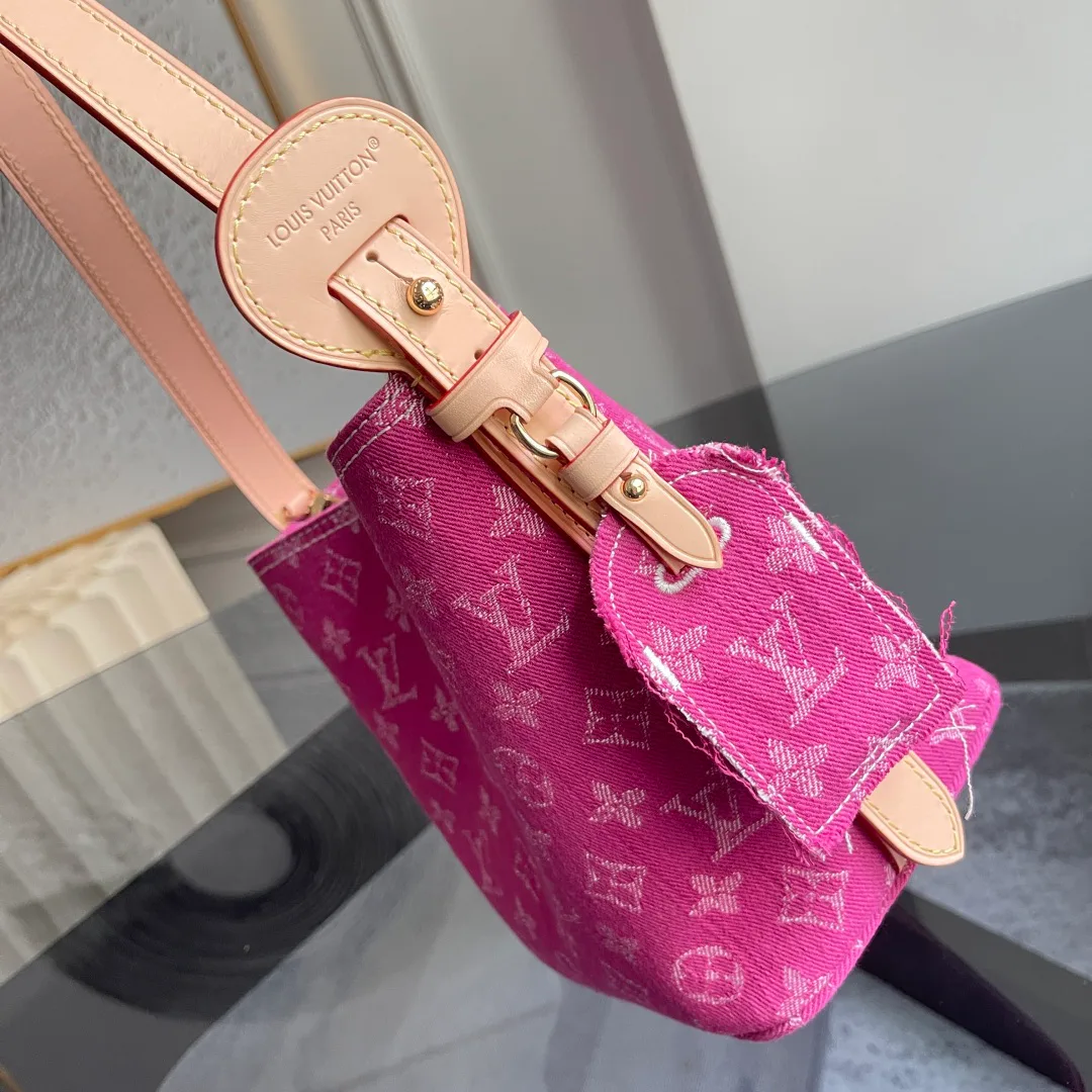 Сумки На Ремне Женские Louis Vuitton 11886366