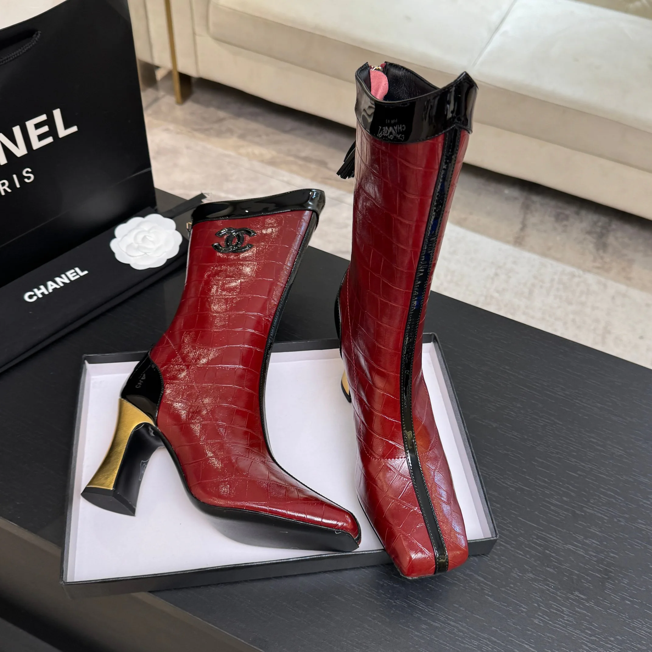 Сапоги Женские Chanel 18062461