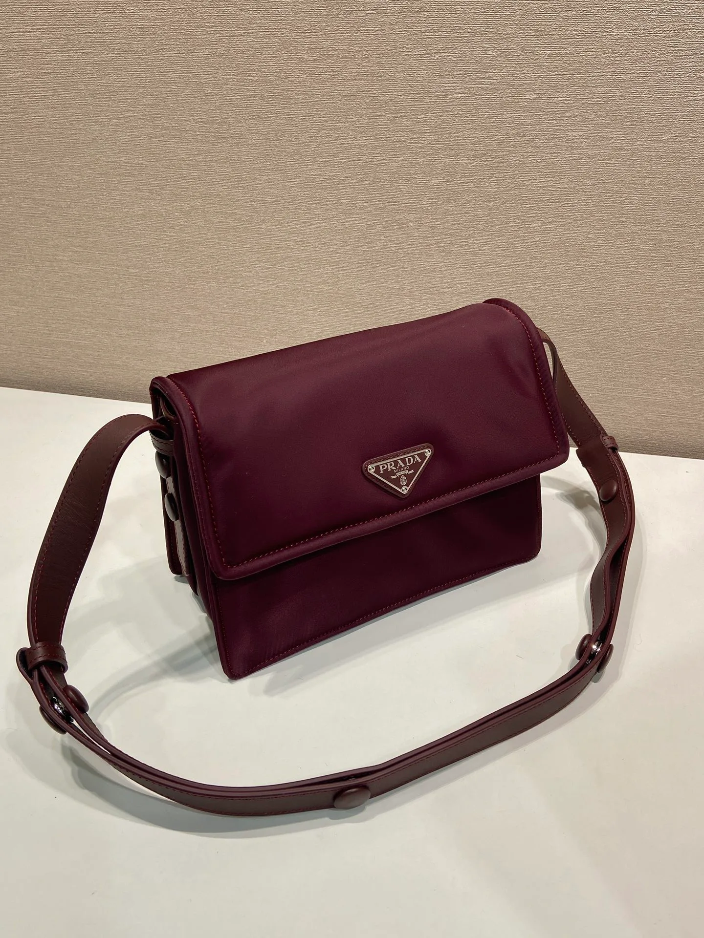 Сумки На Ремне Женские Prada 11682060