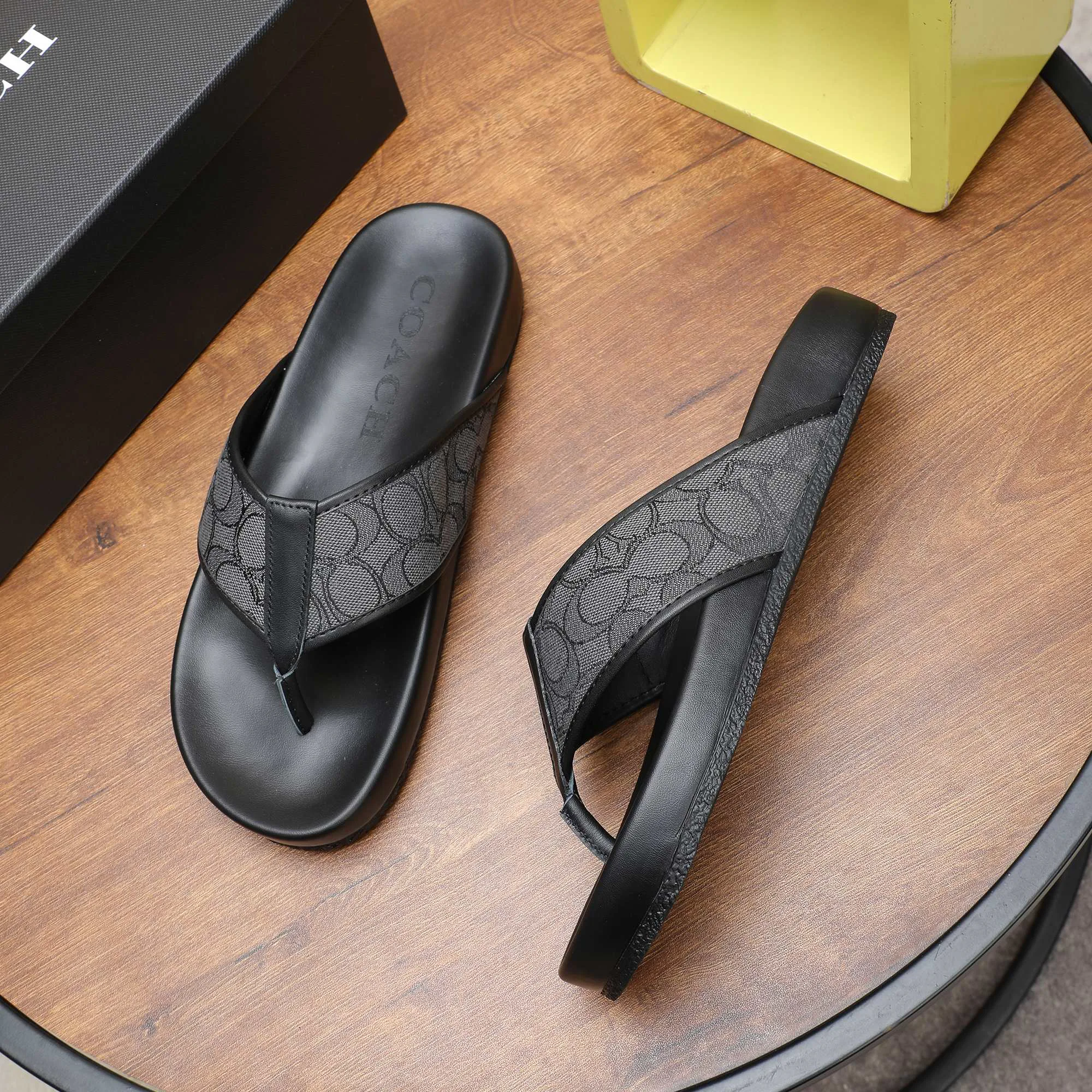 Шлепанцы Женские Coach 559069