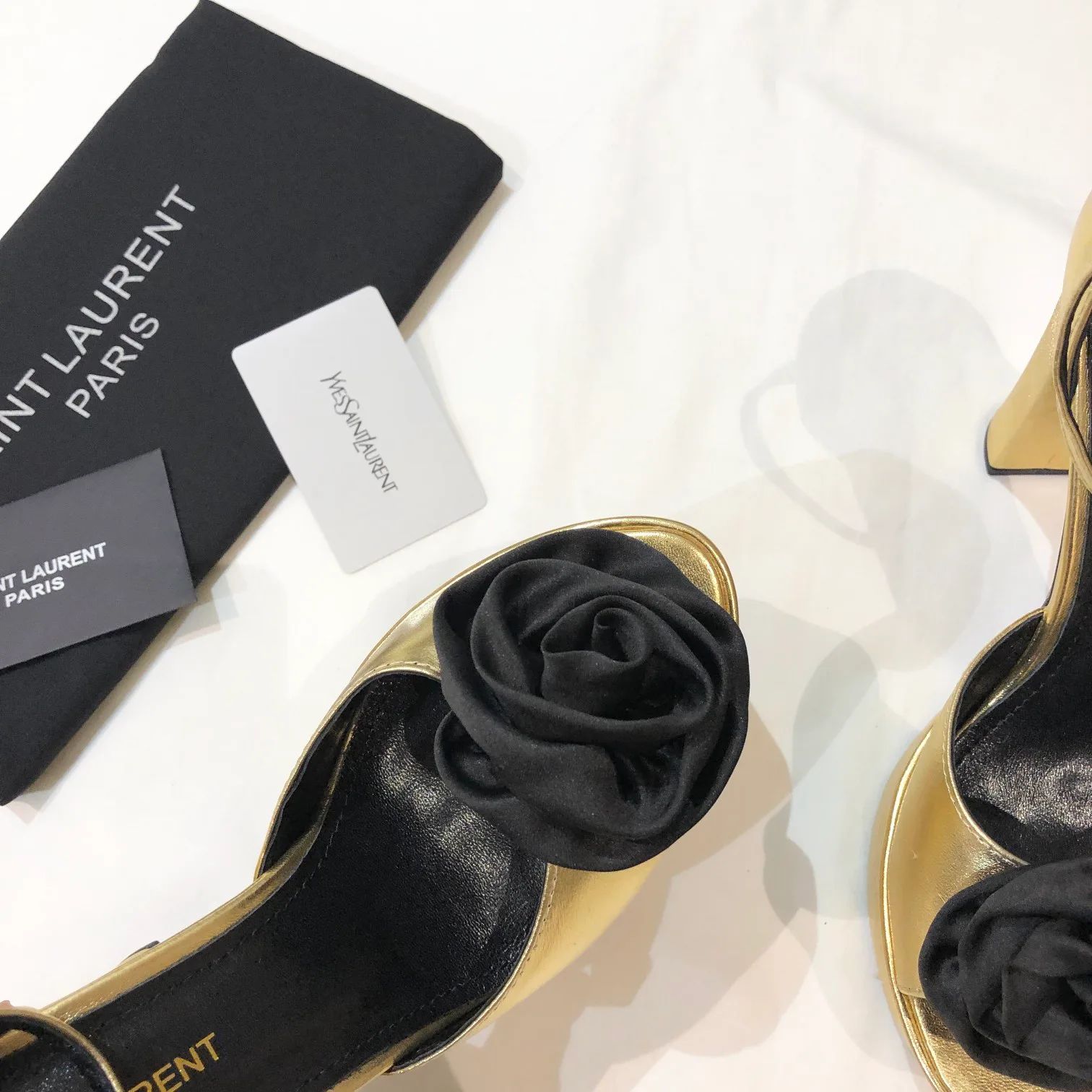 Босоножки Женские Saint Laurent 11220396