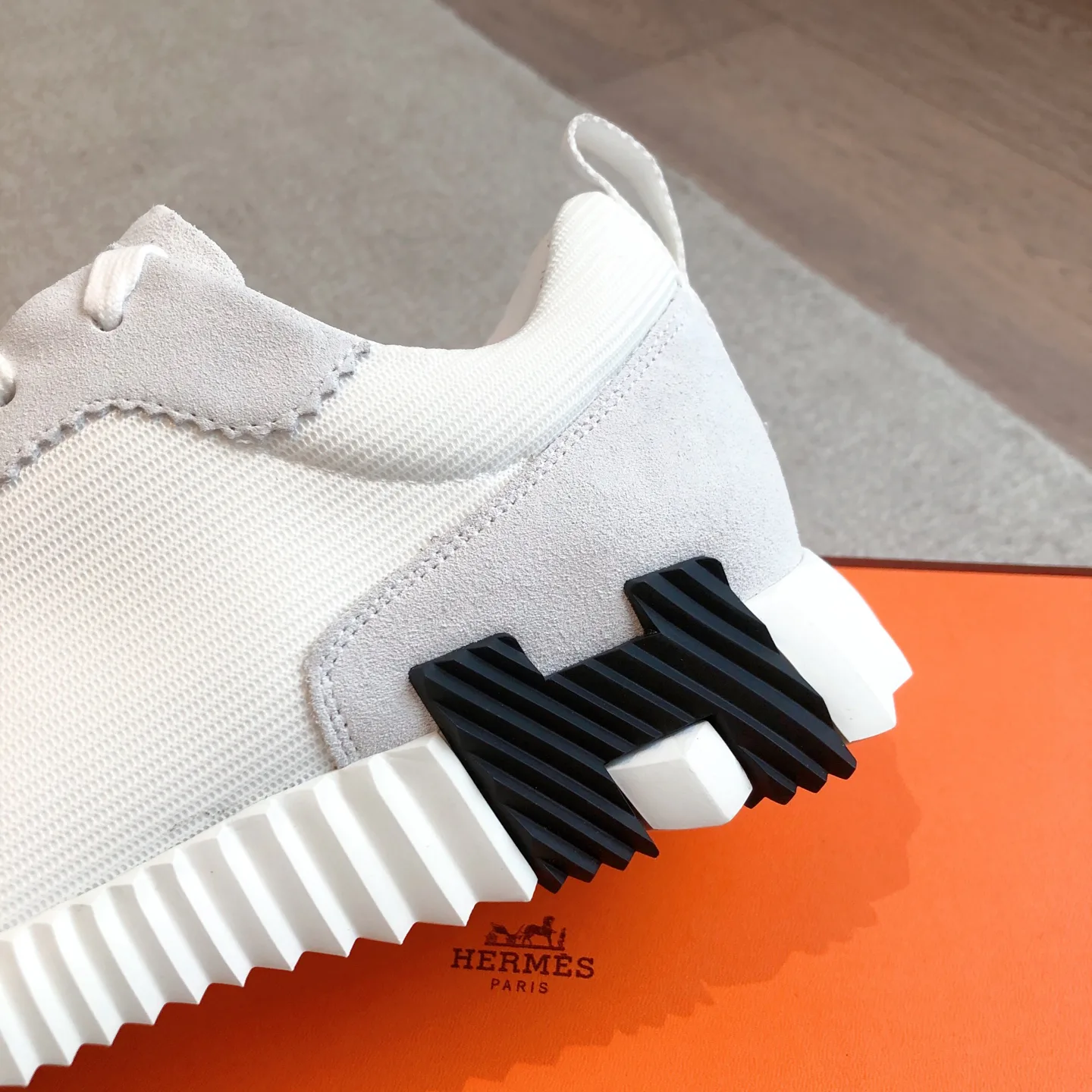 Кроссовки Женские Hermes 1154412