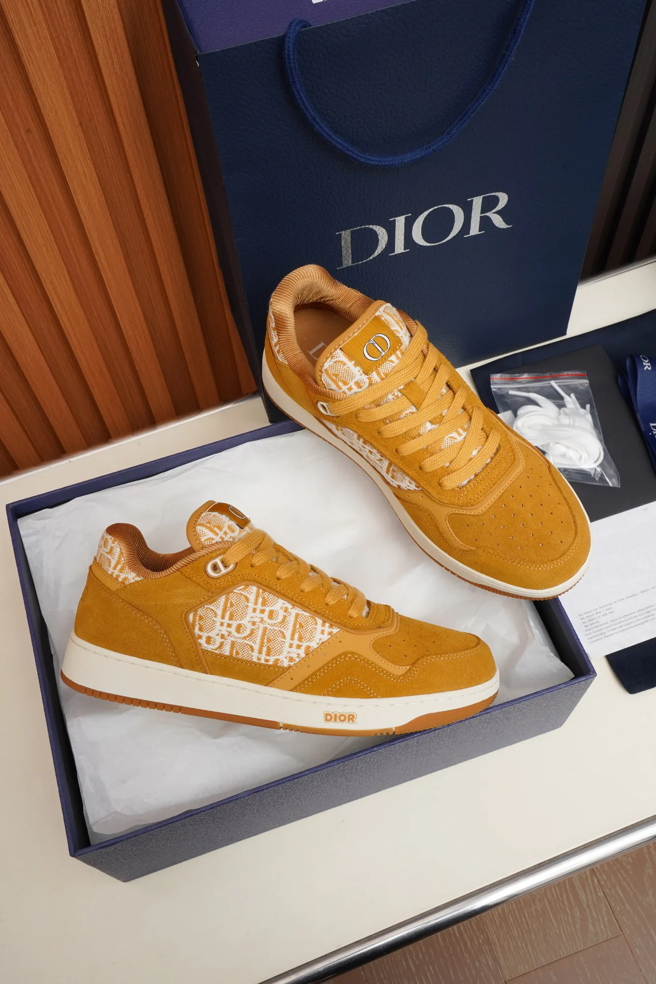 Кроссовки Женские Christian Dior 17088367