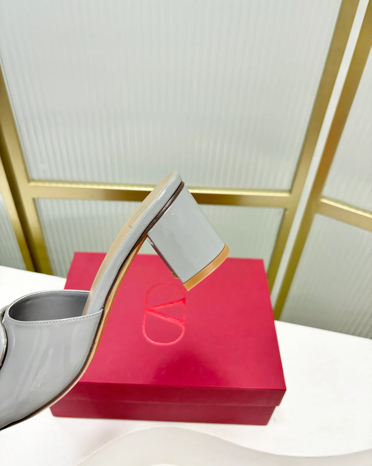 Босоножки Женские Valentino 25947