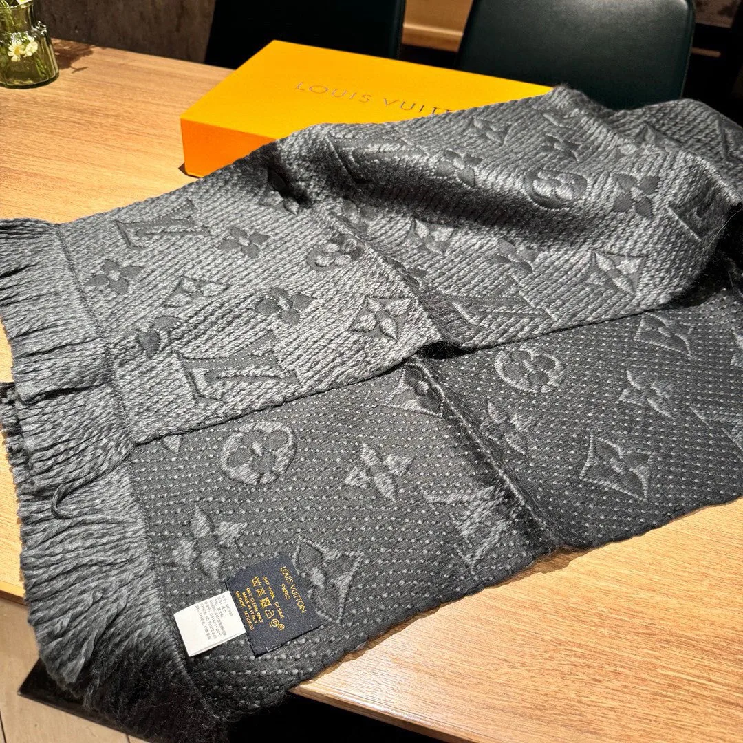 Шарфы Louis Vuitton 18002696