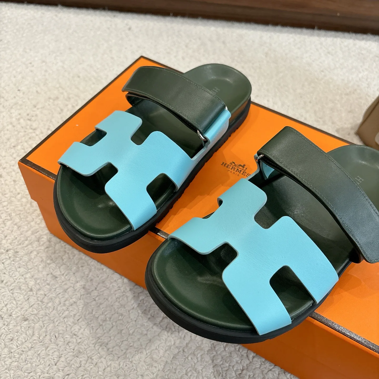 Шлепанцы Женские Hermes 406429