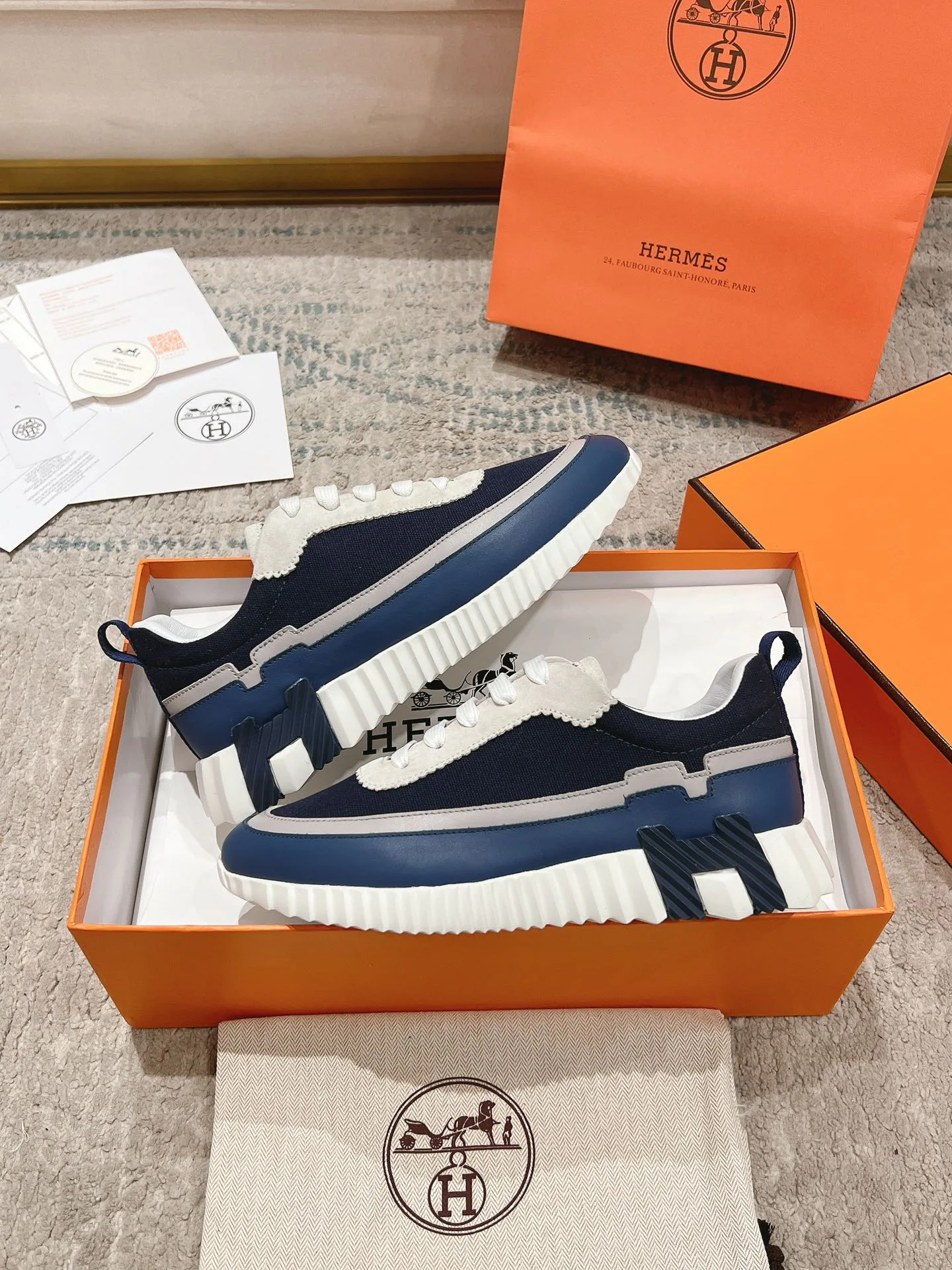 Кроссовки Женские Hermes 11738635