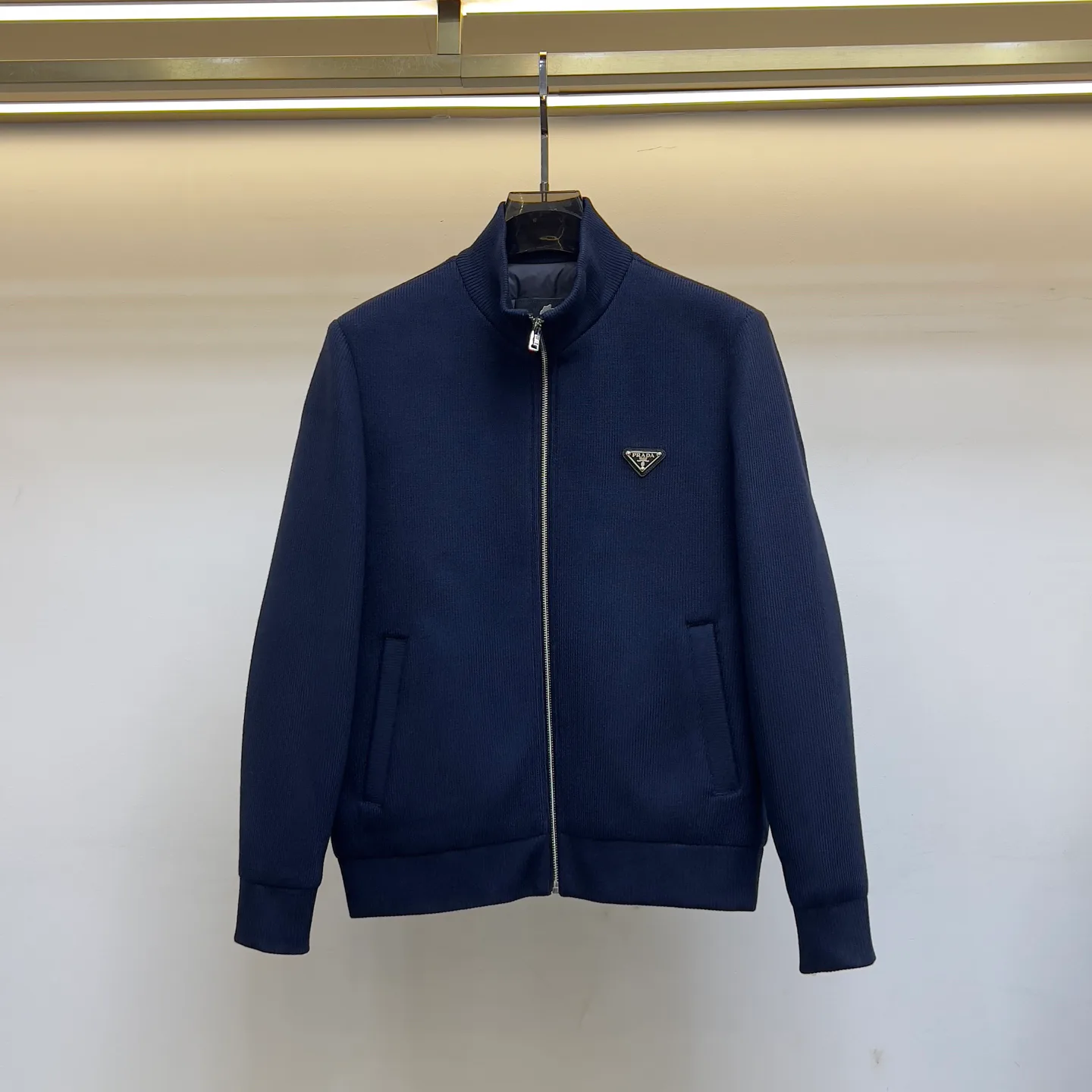 Куртки И Пуховики Женские Prada 844171