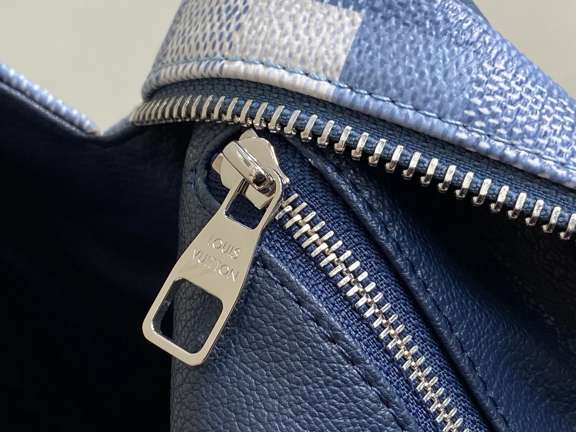 Дорожные Сумки Женские Louis Vuitton 14398854