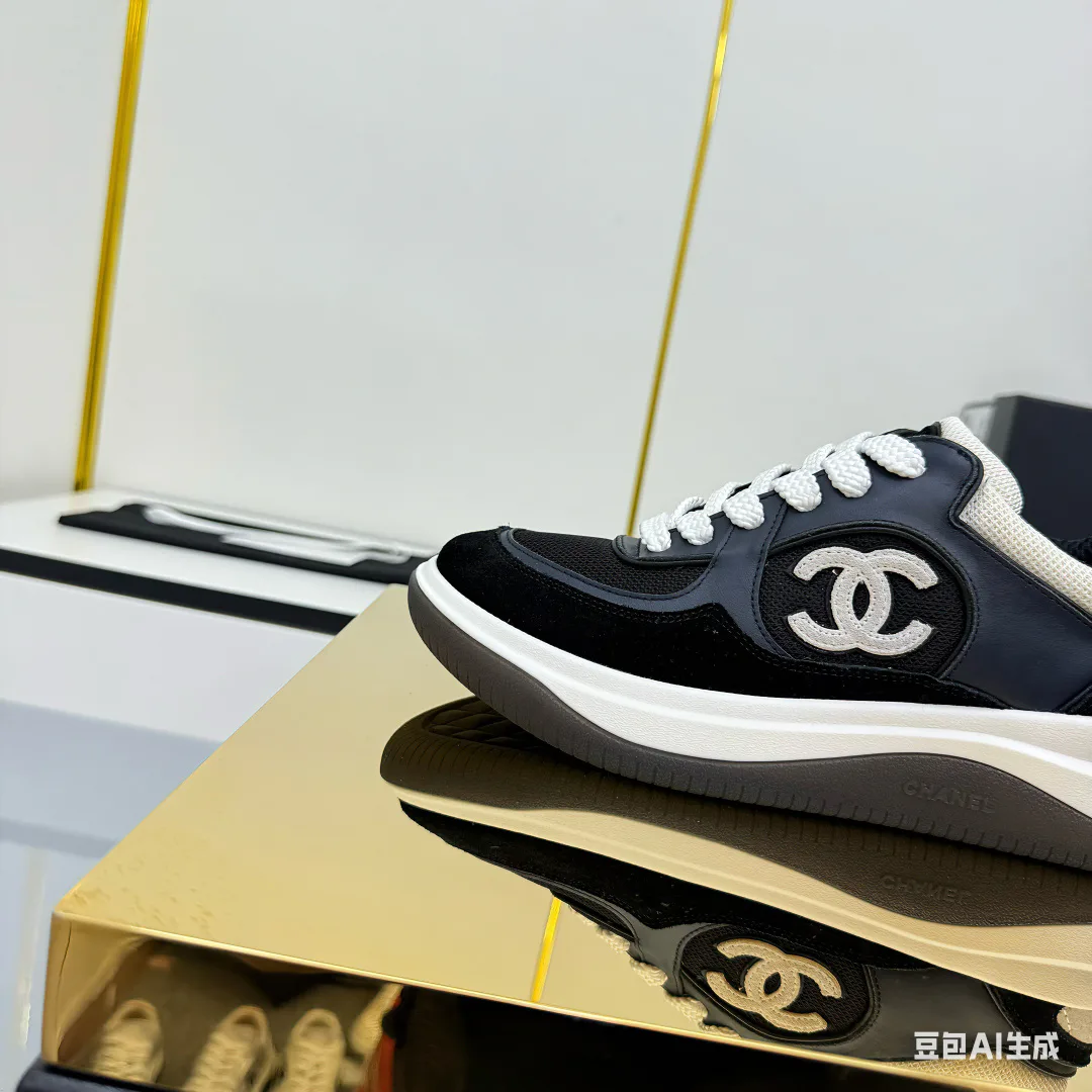 Кроссовки Женские Chanel 4502747