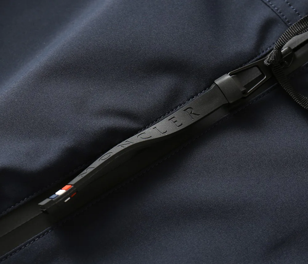 Куртки И Пуховики Мужские Moncler 4582284